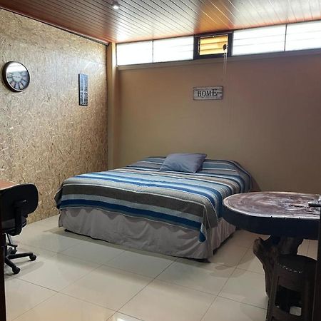 Huehueloft1 Estacionamiento Y Wifi Apartment Уеуетенанго Екстериор снимка