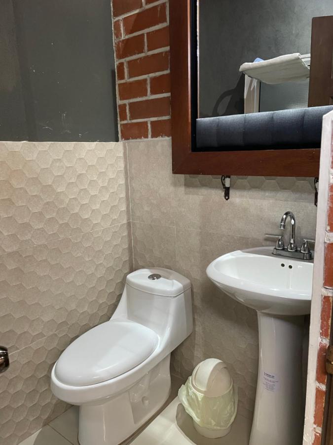 Huehueloft1 Estacionamiento Y Wifi Apartment Уеуетенанго Екстериор снимка